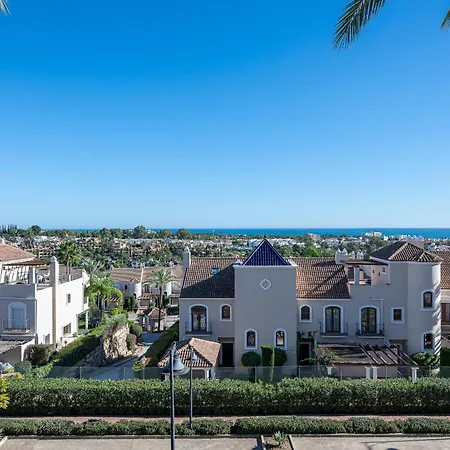 Lägenhet Sea View El Paraiso Estepona