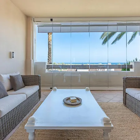 Sea View El Paraiso Daire Estepona